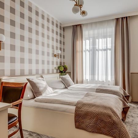 Hotel Golfi Подебрады Экстерьер фото